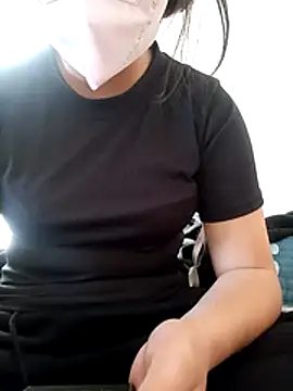 Zerin nova online show from November 2025 12:11:02 AM