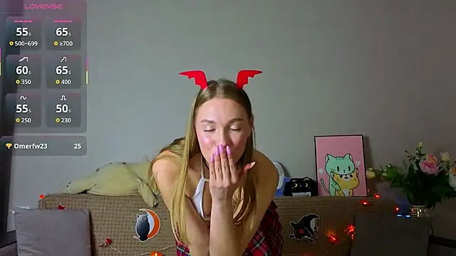 ElizaPurrr online show from October 2025 11:33:01 AM