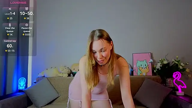 ElizaPurrr online show from April 2026 10:49:02 AM