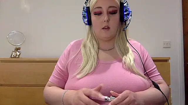 GoddessBarbiee online show from October 2025 08:09:02 PM