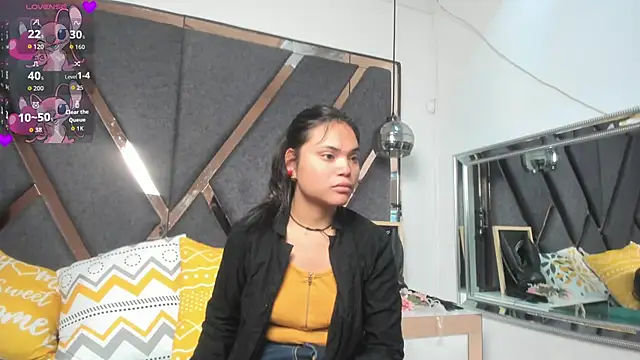 KimiAnal online show from October 2025 12:50:02 PM