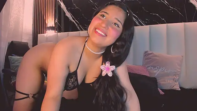 Snapshot of Lizz39 chatting on January 2026 05:38:02 PM Lizz39 online show from January 2026 05:38:02 PM