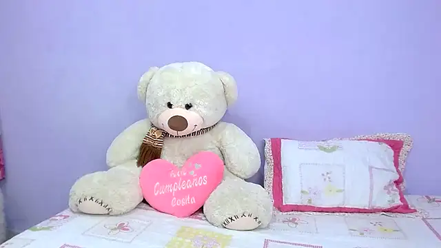 Snapshot of zara_cute chatting on November 2025 12:19:02 PM zara cute online show from November 2025 12:19:02 PM