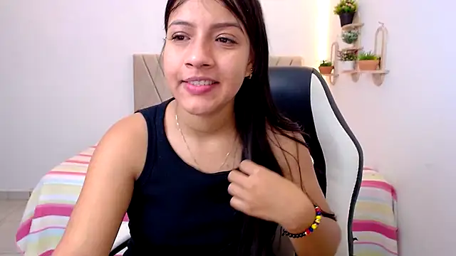 Snapshot of zara_cute chatting on May 2026 12:13:02 PM zara cute online show from May 2026 12:13:02 PM