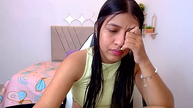 Snapshot of zara_cute chatting on June 2026 12:10:02 PM zara cute online show from June 2026 12:10:02 PM