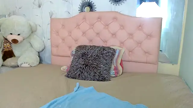 zara cute online show from February 2026 12:15:02 PM