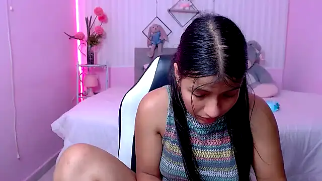 zara cute online show from March 2026 12:22:01 AM