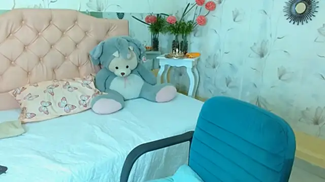 zara cute online show from January 2026 12:20:01 PM