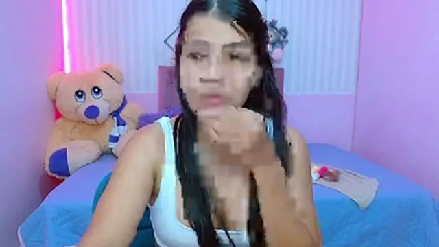 Snapshot of zara_cute chatting on December 2025 12:11:01 PM zara cute online show from December 2025 12:11:01 PM