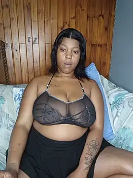 ZuriVixen online show from June 2026 06:16:02 PM