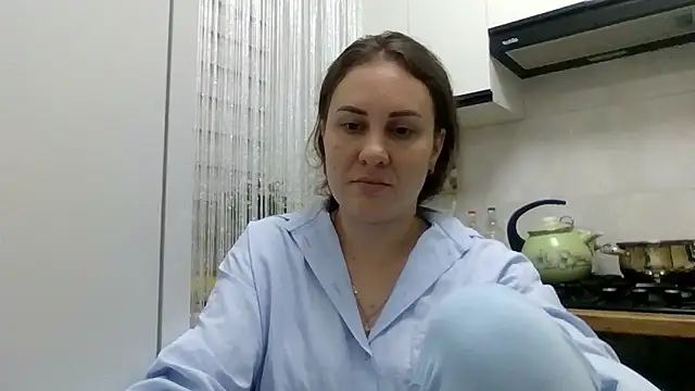 Snapshot of MeadowEyes chatting on June 2026 06:57:01 PM MeadowEyes online show from June 2026 06:57:01 PM