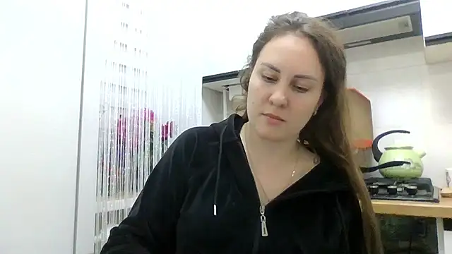 Snapshot of MeadowEyes chatting on June 2026 07:18:02 PM MeadowEyes online show from June 2026 07:18:02 PM