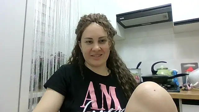 Snapshot of MeadowEyes chatting on May 2026 07:49:02 PM MeadowEyes online show from May 2026 07:49:02 PM
