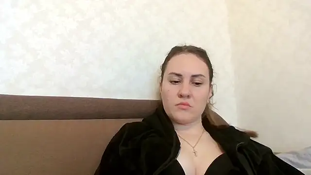 Snapshot of MeadowEyes chatting on April 2026 12:29:02 PM MeadowEyes online show from April 2026 12:29:02 PM