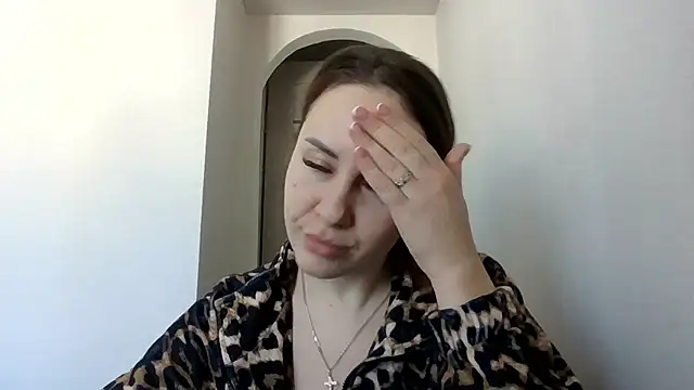 Snapshot of MeadowEyes chatting on February 2026 11:09:02 AM MeadowEyes online show from February 2026 11:09:02 AM