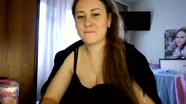 MeadowEyes online show from October 2025 10:58:01 AM