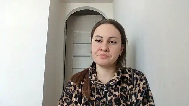 Snapshot of MeadowEyes chatting on February 2026 12:45:01 PM MeadowEyes online show from February 2026 12:45:01 PM