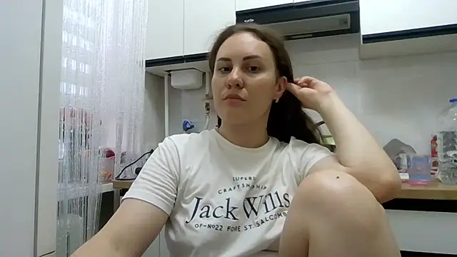 Snapshot of MeadowEyes chatting on June 2026 05:57:02 PM MeadowEyes online show from June 2026 05:57:02 PM