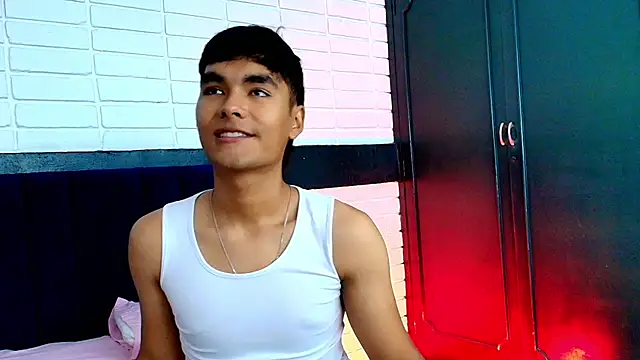 AngelduzZzt online show from October 2025 12:48:02 PM