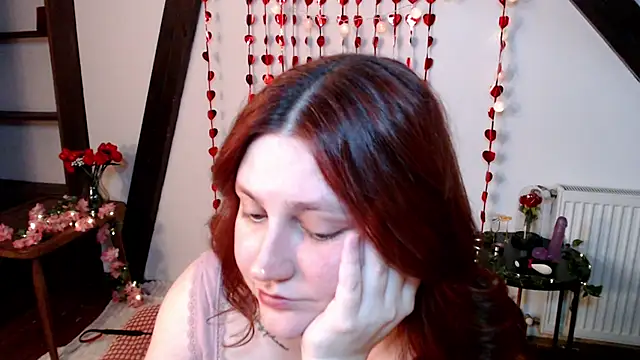 Snapshot of Lilith__moon chatting on February 2026 08:42:01 PM Lilith moon online show from February 2026 08:42:01 PM