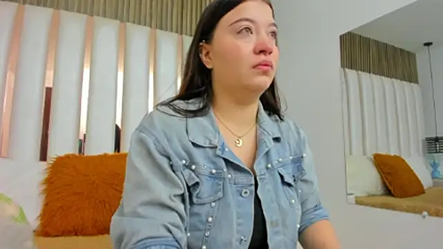 AmbarGills online show from January 2026 12:53:01 PM