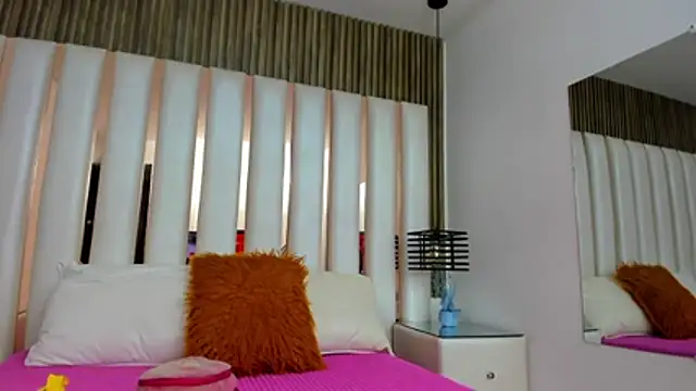 AmbarGills online show from January 2026 01:26:01 PM