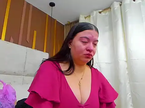 AmbarGills online show from February 2026 12:49:02 PM