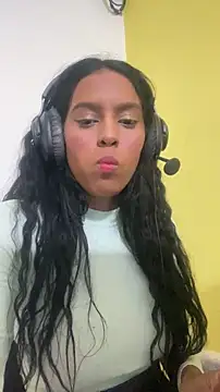 thepicis online show from October 2025 11:26:02 PM