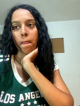 Snapshot of thepicis chatting on December 2025 02:26:01 AM thepicis online show from December 2025 02:26:01 AM