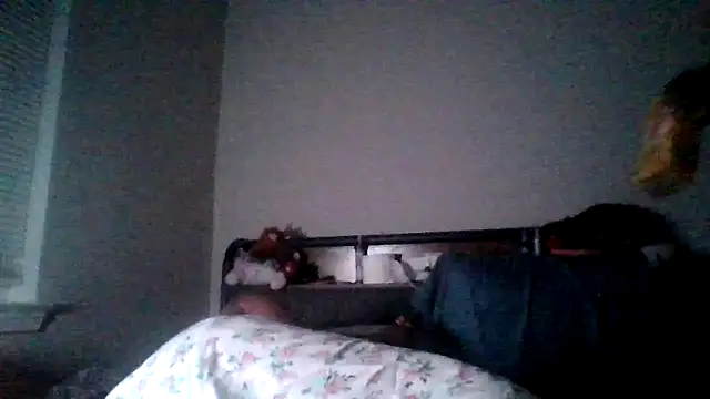 dezzidavill online show from June 2026 06:51:02 AM