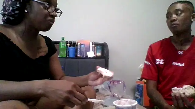 dezzidavill online show from May 2026 07:49:02 PM