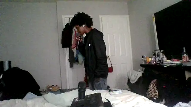 dezzidavill online show from May 2026 05:33:01 PM