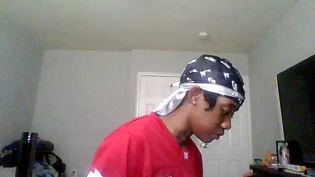 dezzidavill online show from April 2026 06:01:02 PM