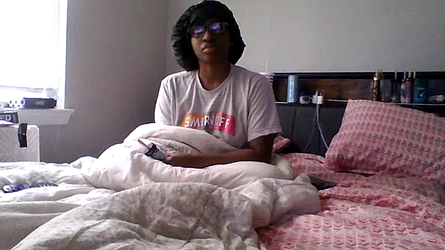 dezzidavill online show from February 2026 03:14:01 PM