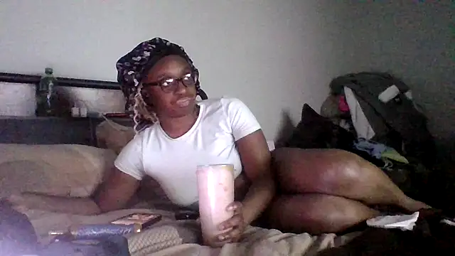 dezzidavill online show from April 2026 12:46:01 AM