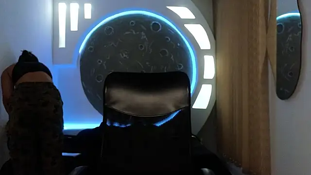 Mary rabbit online show from December 2025 04:08:01 AM