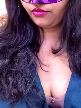 naina5 online show from October 2025 10:56:01 AM