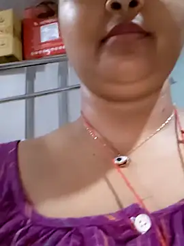 naina5 online show from October 2025 05:56:02 PM