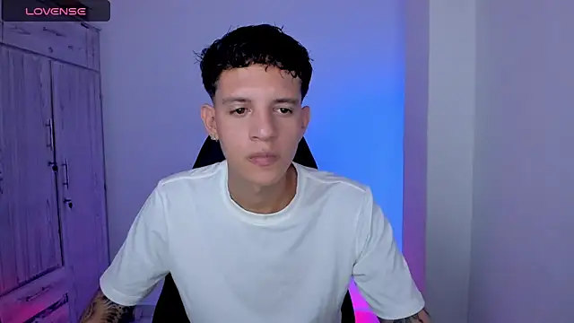 Snapshot of tylernova chatting on May 2026 03:36:02 AM tylernova online show from May 2026 03:36:02 AM