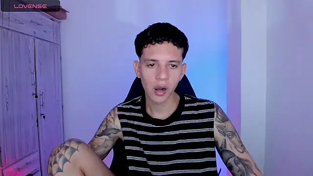 Snapshot of tylernova chatting on May 2026 03:03:02 AM tylernova online show from May 2026 03:03:02 AM