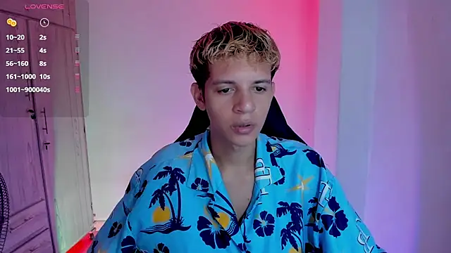 tylernova online show from February 2026 04:14:01 AM