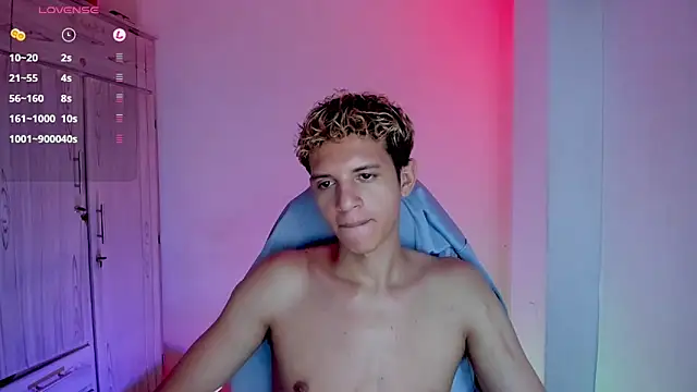 tylernova online show from February 2026 06:26:01 AM