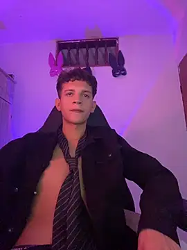 tylernova online show from October 2025 03:27:02 AM