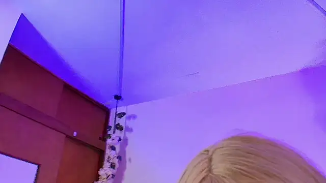 Snapshot of Kiaraa88 chatting on October 2025 07:47:02 PM Kiaraa88 online show from October 2025 07:47:02 PM