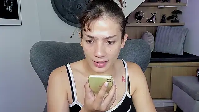 KassMonroe online show from June 2026 01:21:02 PM