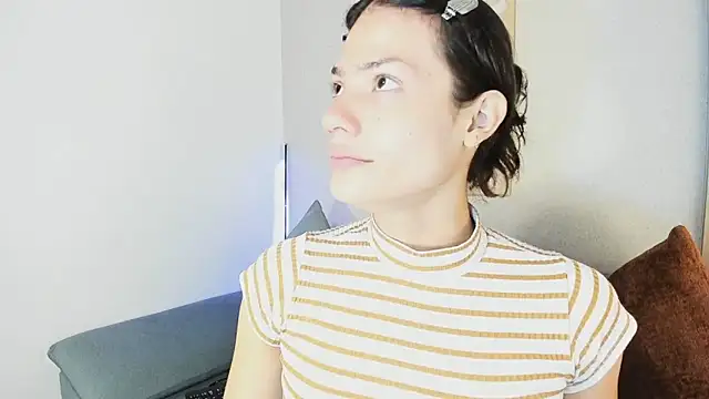 KassMonroe online show from April 2026 08:11:01 PM