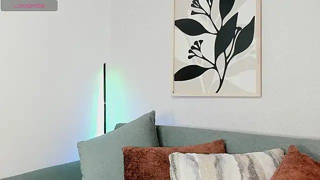 KassMonroe online show from April 2026 08:02:01 PM