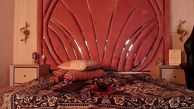 Barbbara sweett online show from March 2026 12:52:01 AM