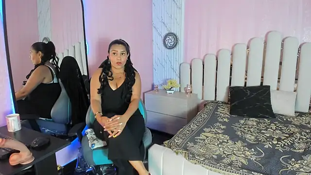 Barbbara sweett online show from April 2026 12:23:01 PM