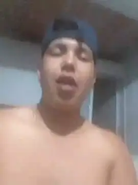 camilo44467 online show from October 2025 01:58:01 AM